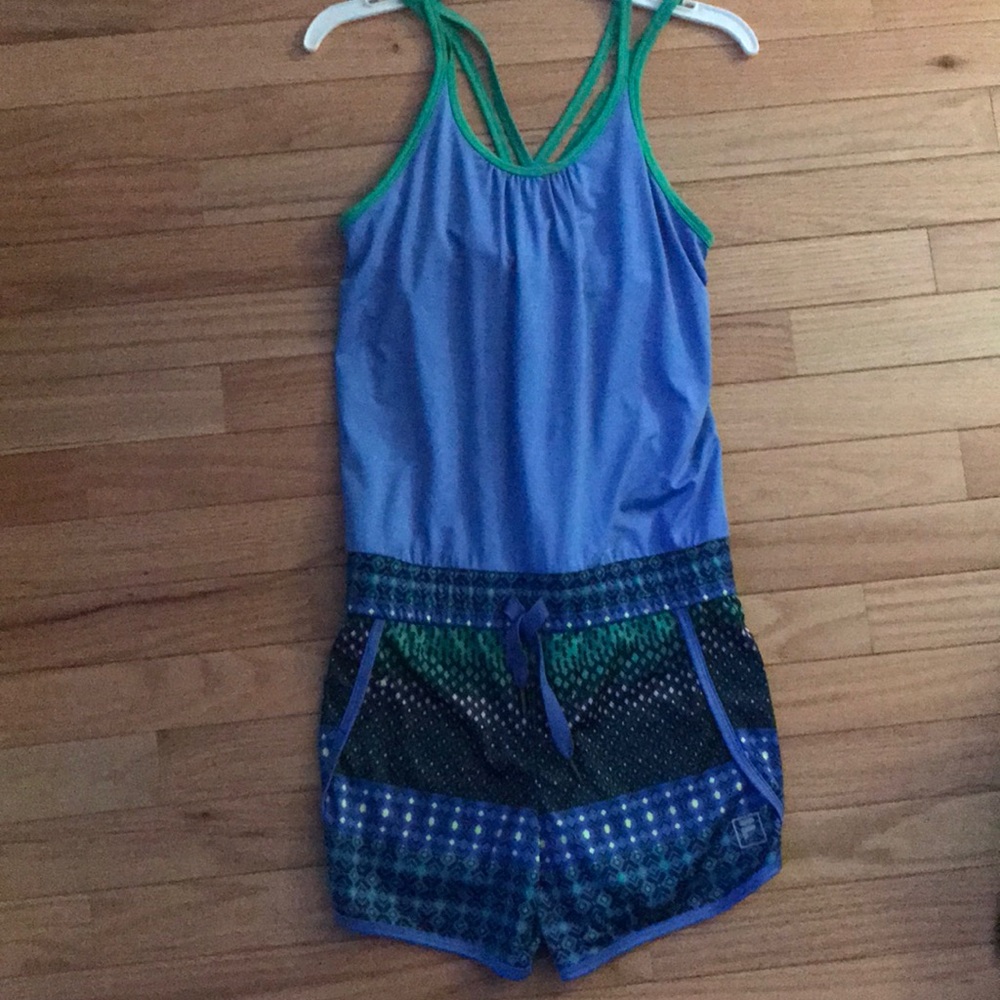Fila sport romper.